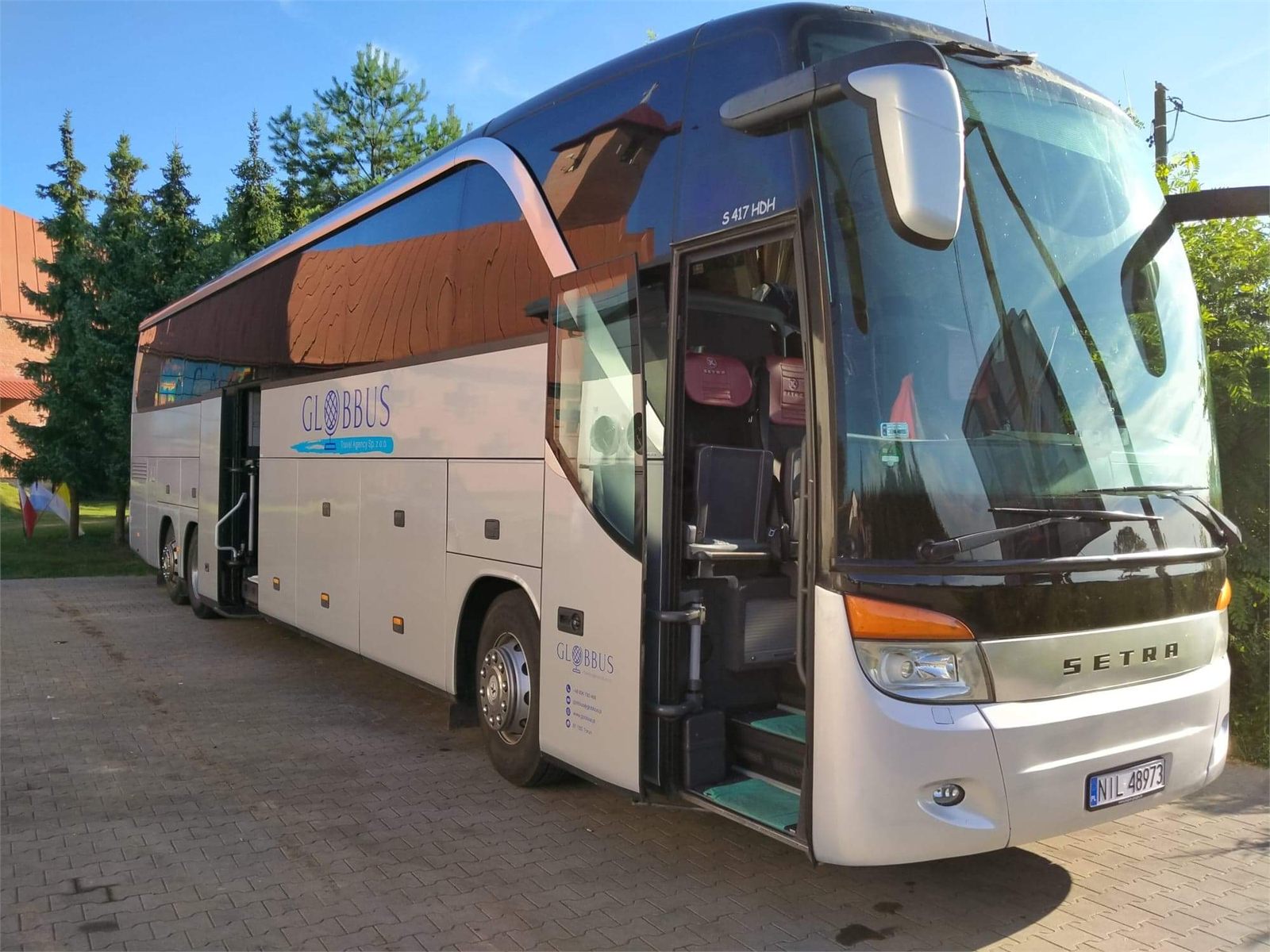 Autokar Setra S 417 HDH w barwach GLOBBUS